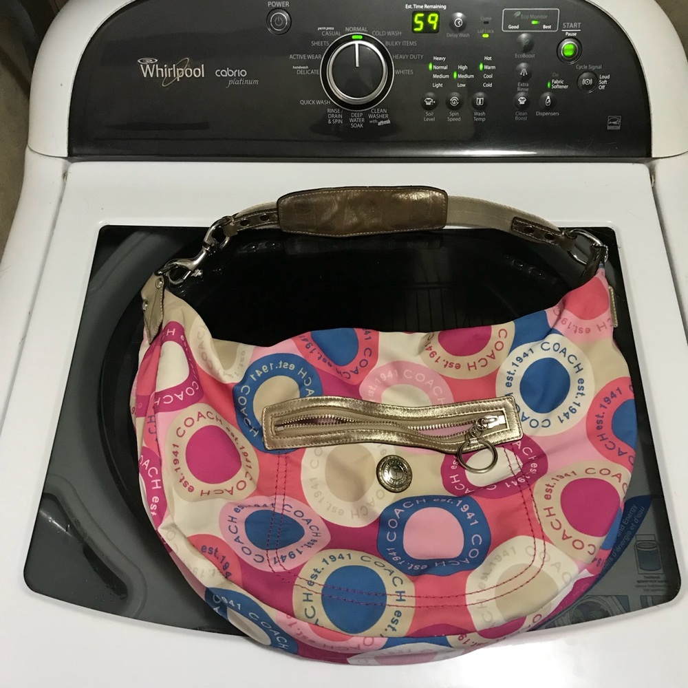 Coach hobo shoulder bag.